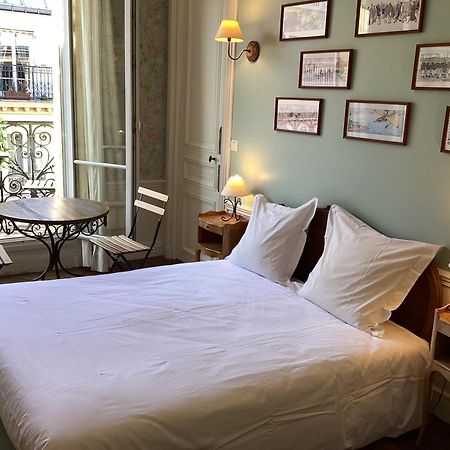 Bed And Breakfast Paris Quartier Champs-Elysees ภายนอก รูปภาพ